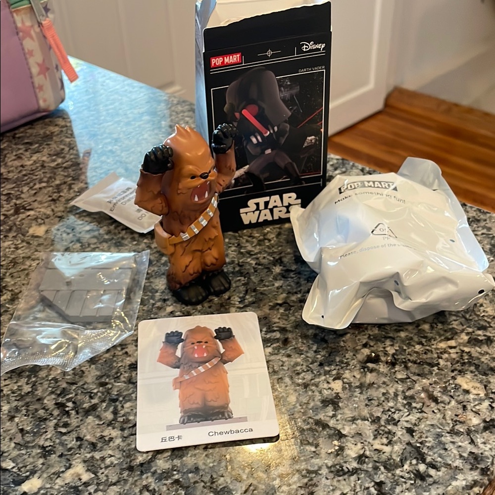 Star Wars Chewbacca Figure